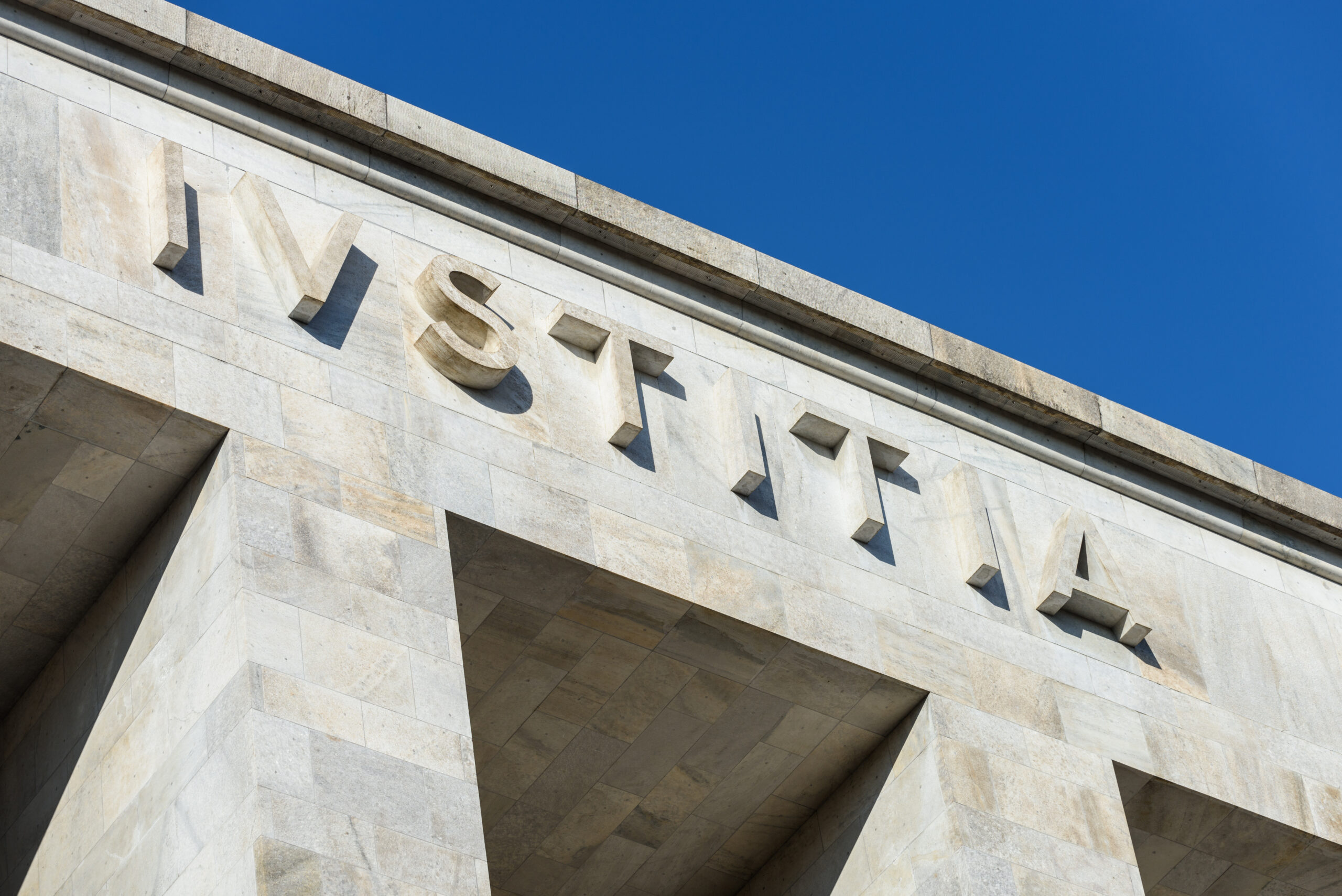 concorrenza-sleale-appropriazione-pregi-servizi-altrui-presentati-propri-inibitoria
